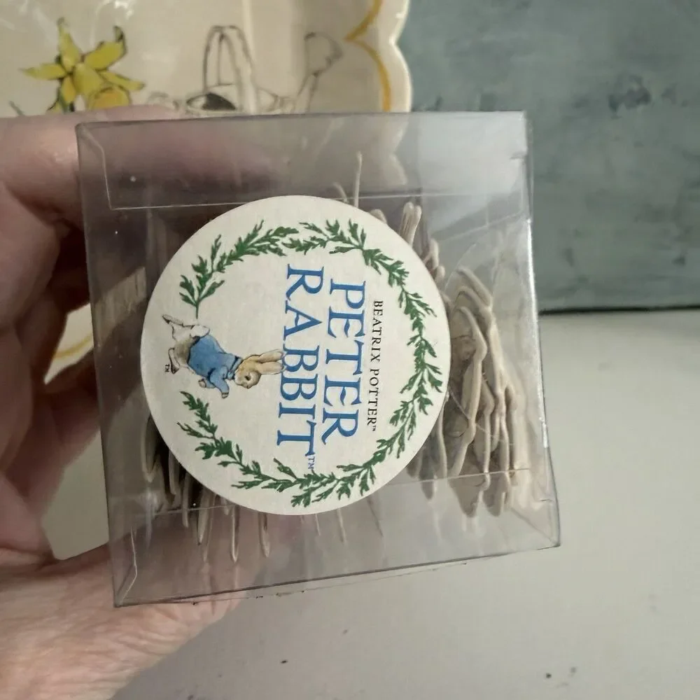 Meri Meri Beatrix Potter Peter Rabbit Paper Plates Scallop 12 Cupcake Picks (24)